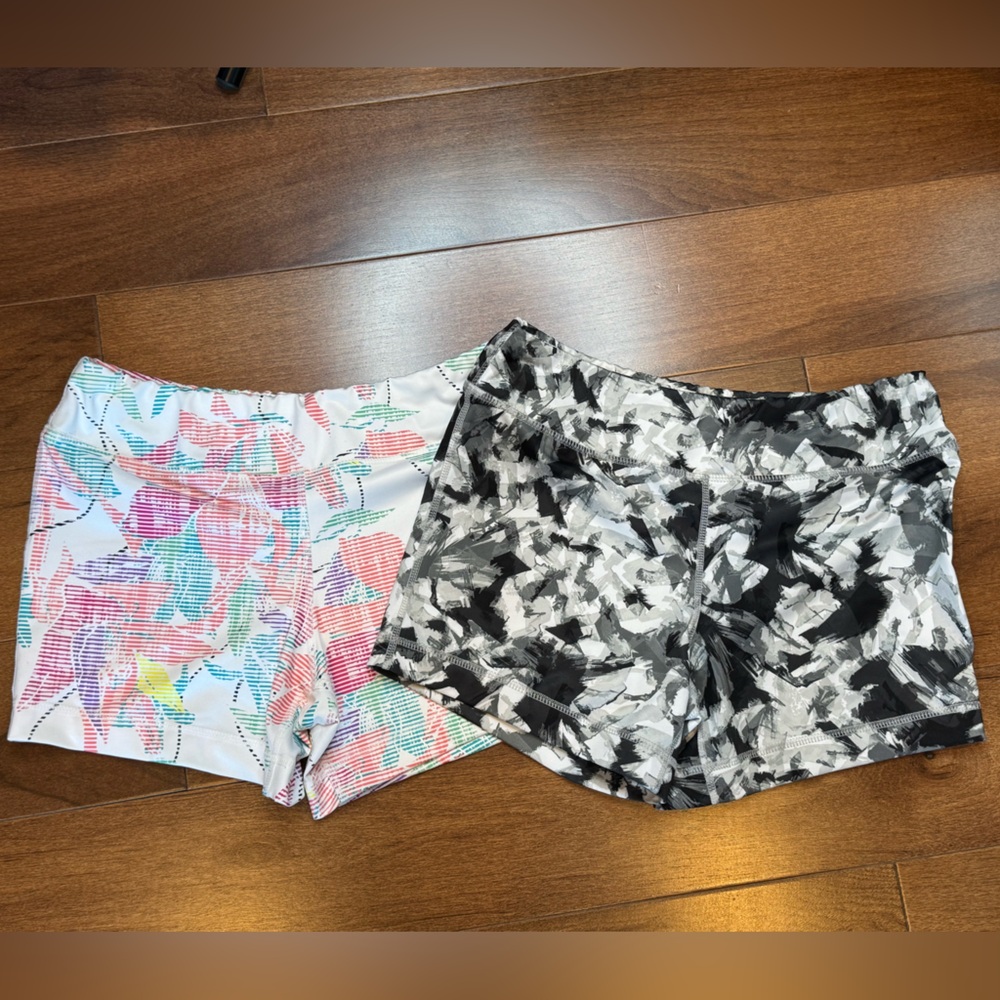 NWOT PRO PLAYER Women's Patterned Shorts - Black & White, Multicolor